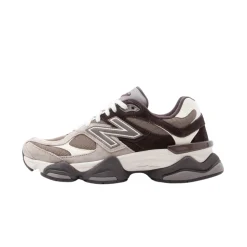 9060 Sneakers