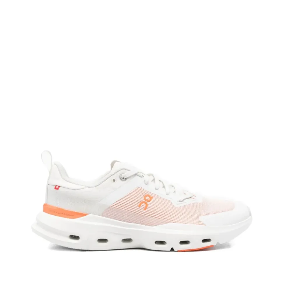 Sneakers Blanches avec Détail du Logo