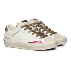 Sneakers en Cuir avec Détails Métalliques