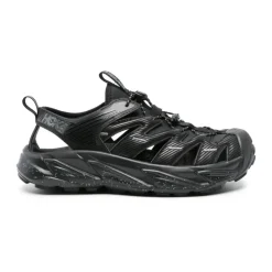 Sneakers noires légères avec design découpé