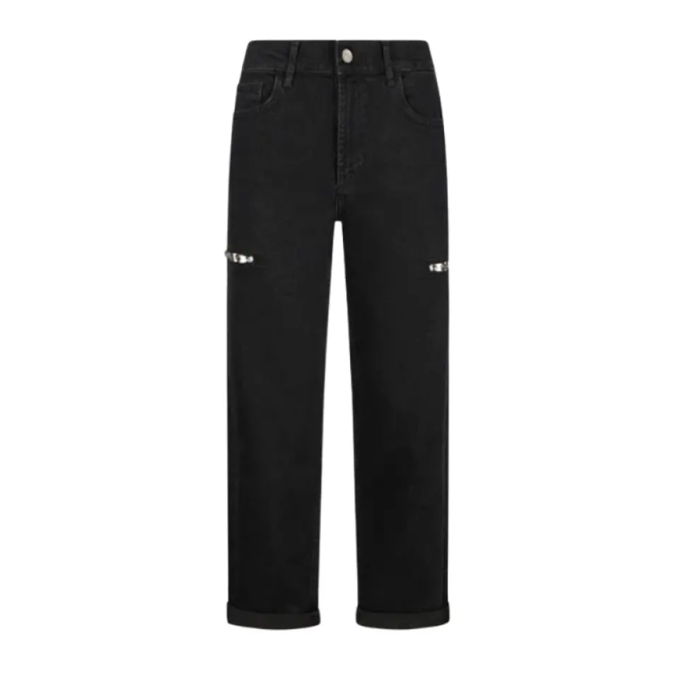 Straight Jeans