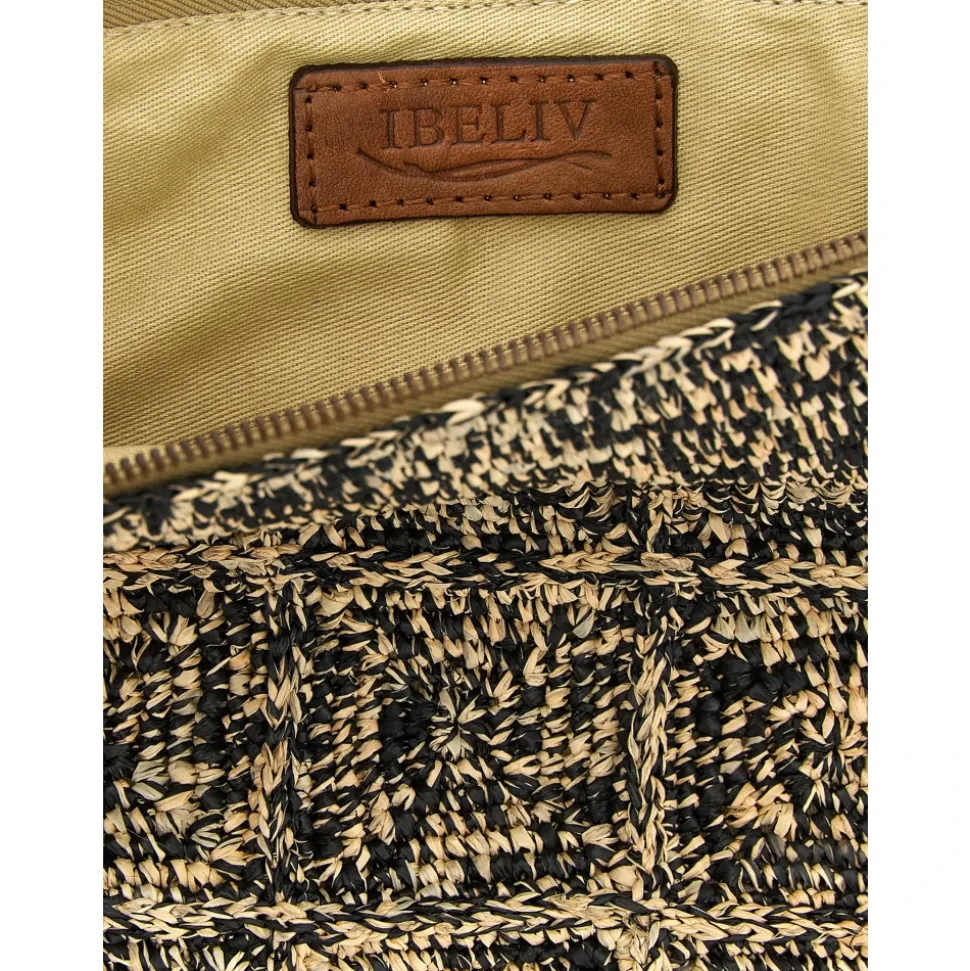 Tanala Clutch