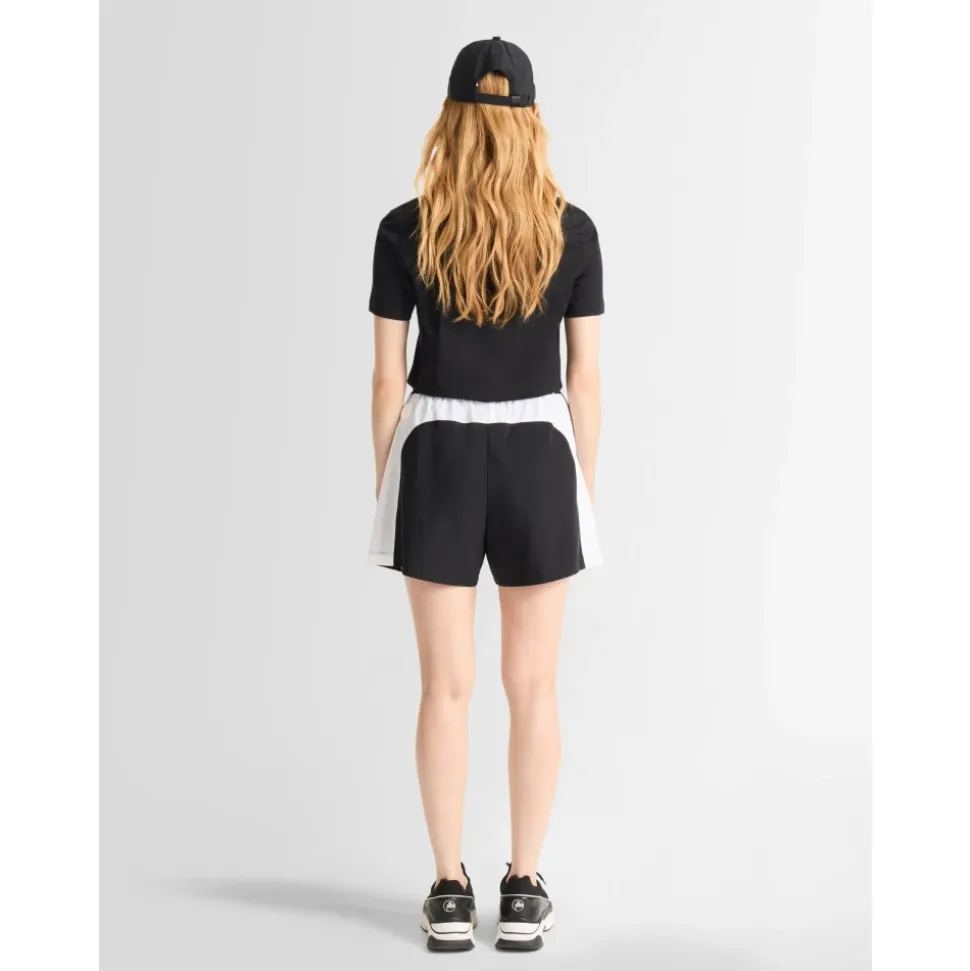 Thila Short