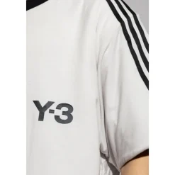T-shirt avec rembourrage
