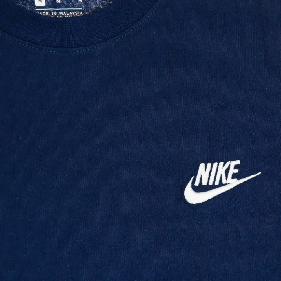 T-shirt Club Tee