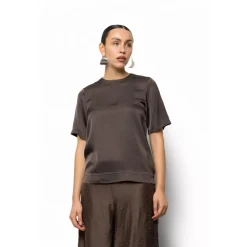 T-shirt en satin à col rond
