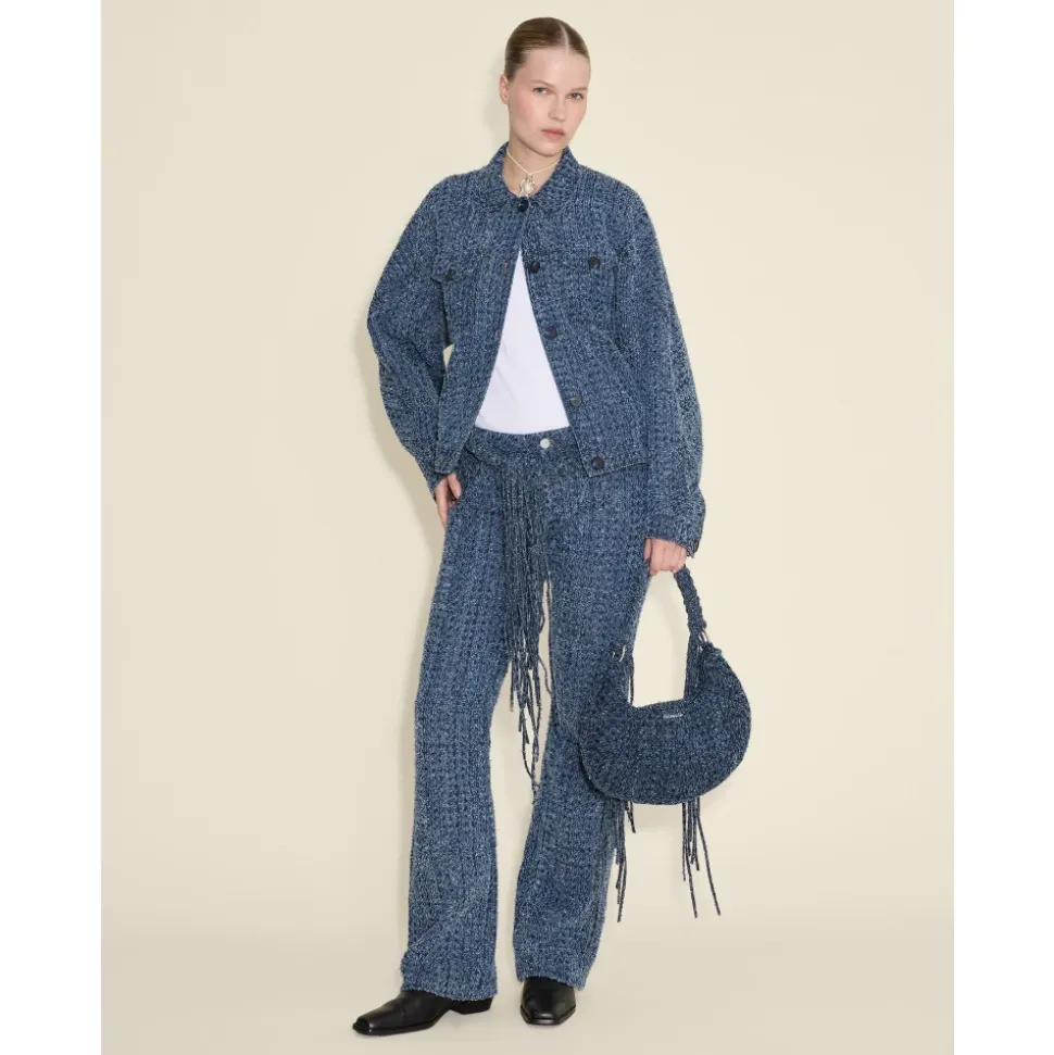 Veste en Coton Bleu avec une Touche Moderne
