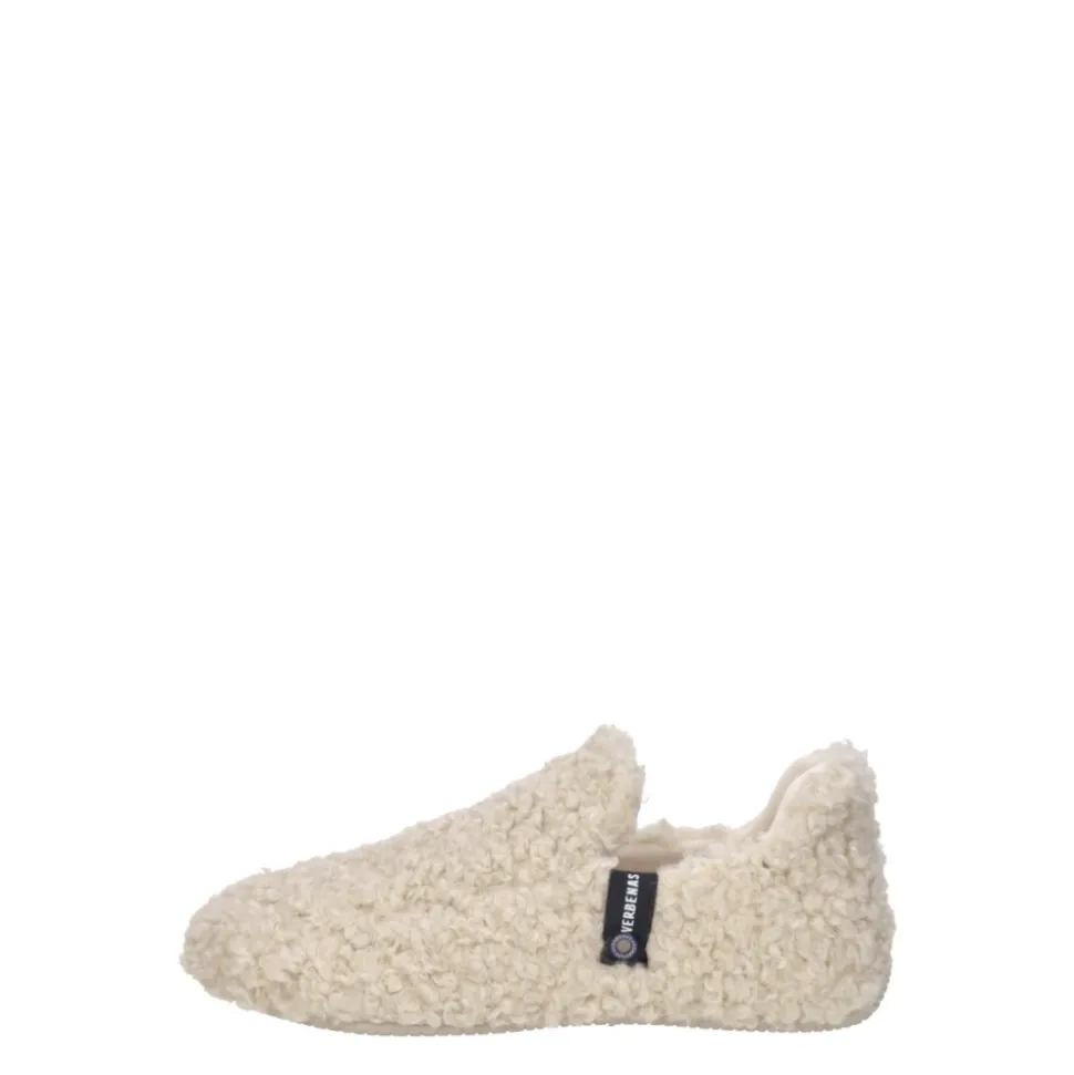Yuk Slippers